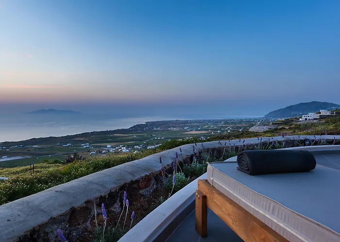 Vinea Santorini * Imerovigli