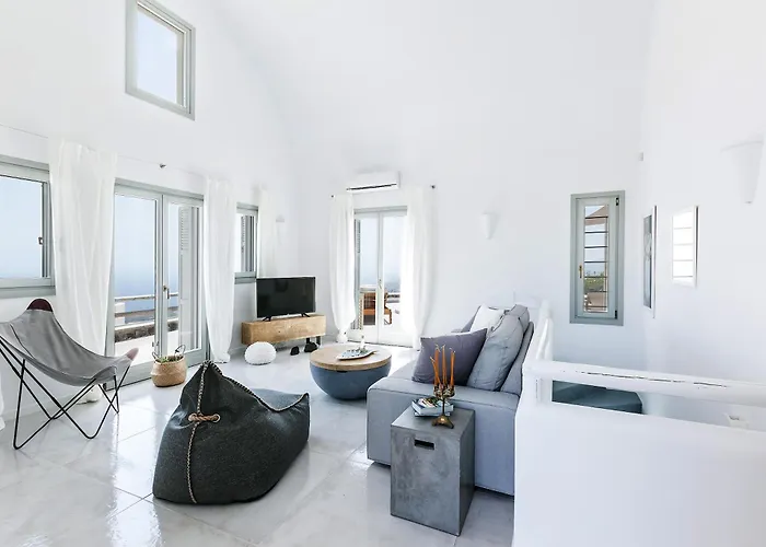 Vinea Santorini Villa