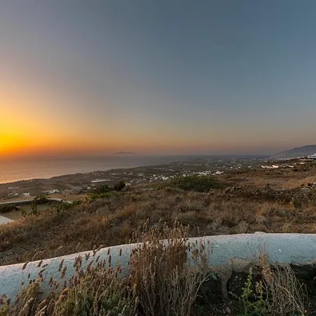 Vinea Santorini Villa