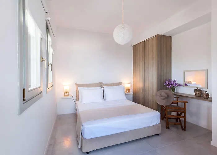 Vinea Santorini Villa