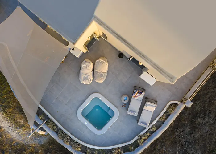 Vinea Santorini Вилла Имеровигли