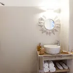 Vinea Santorini